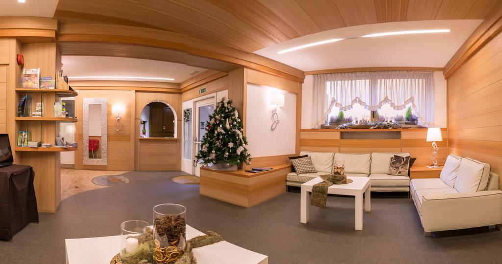Hotel Al Cervo Tesero Luaran gambar